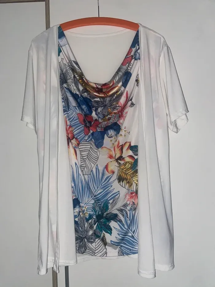 T-shirt femme fleuri - photo numéro 2