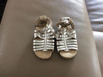 Chaussures Zara Baby pointure 22