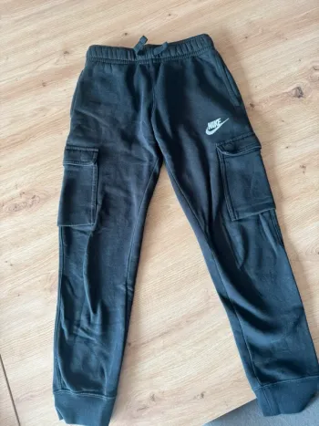 Pantalon jogging cargo Nike XS 122/128cm