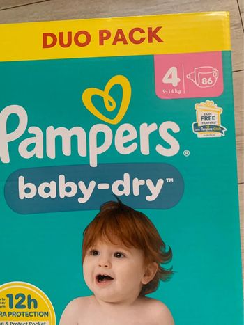 Couche Pampers babydry
