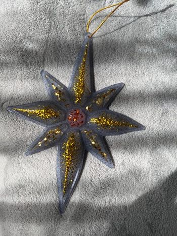 décoration noel - grande Etoile - doré et noir