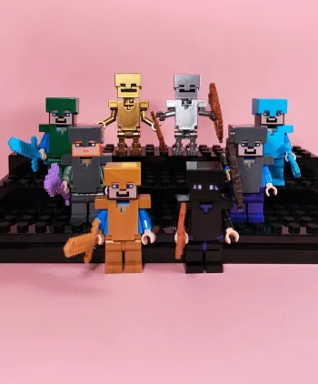 Minecraft - lot de 8 Mini figurines au format Lego