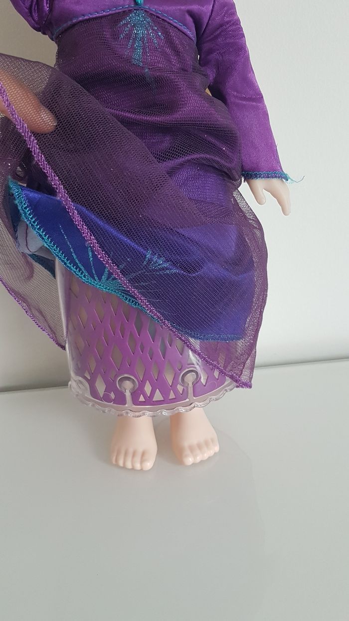 Poupée Elsa disney - photo numéro 2