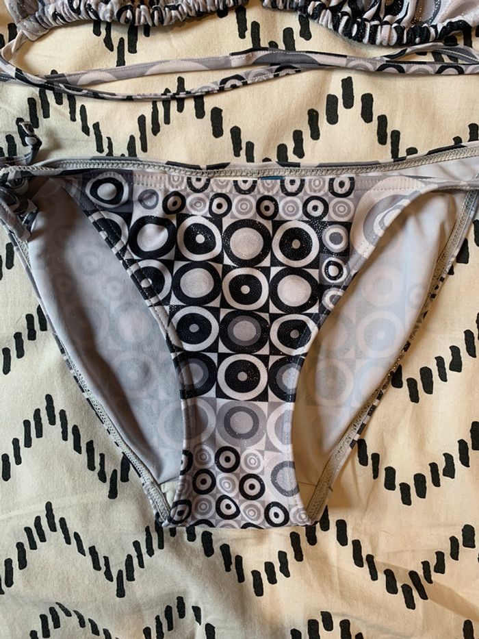 Maillot de bain deux pièces - photo numéro 2