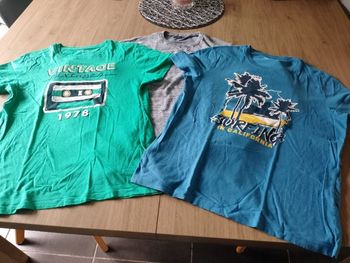 Lot pull et tee-shirts