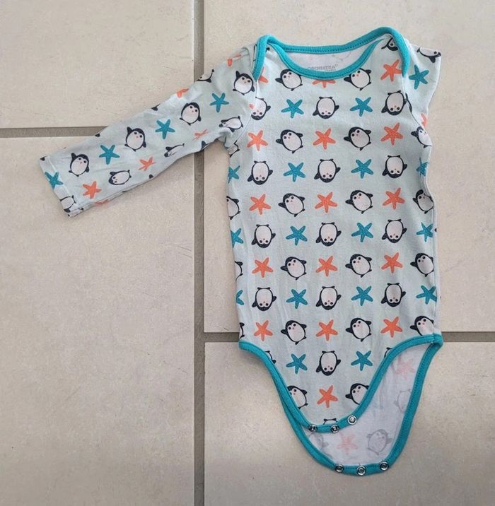 Lot bodys ML 12 mois - photo numéro 3