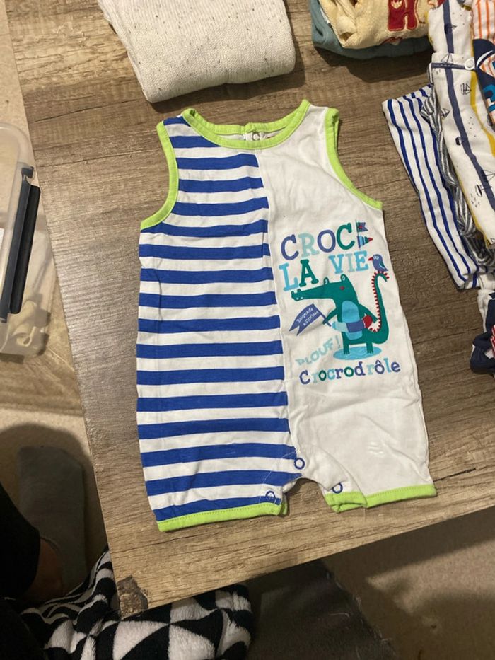 Grenouillère bébé