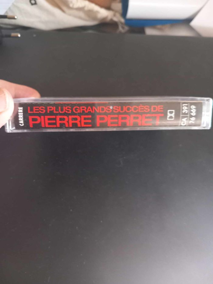 Cassette audio : les plus grands succès de Pierre Perret - photo numéro 2