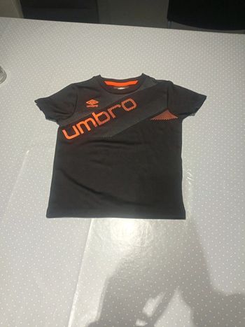 T shirt umbro 114 cm