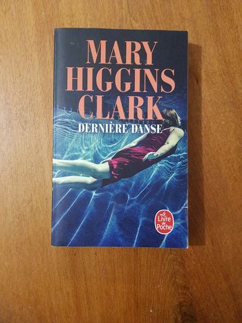 Dernière Dense Mary Higgins Clark