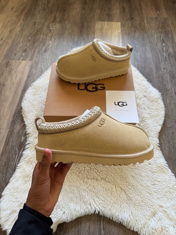 UGG Tazz
