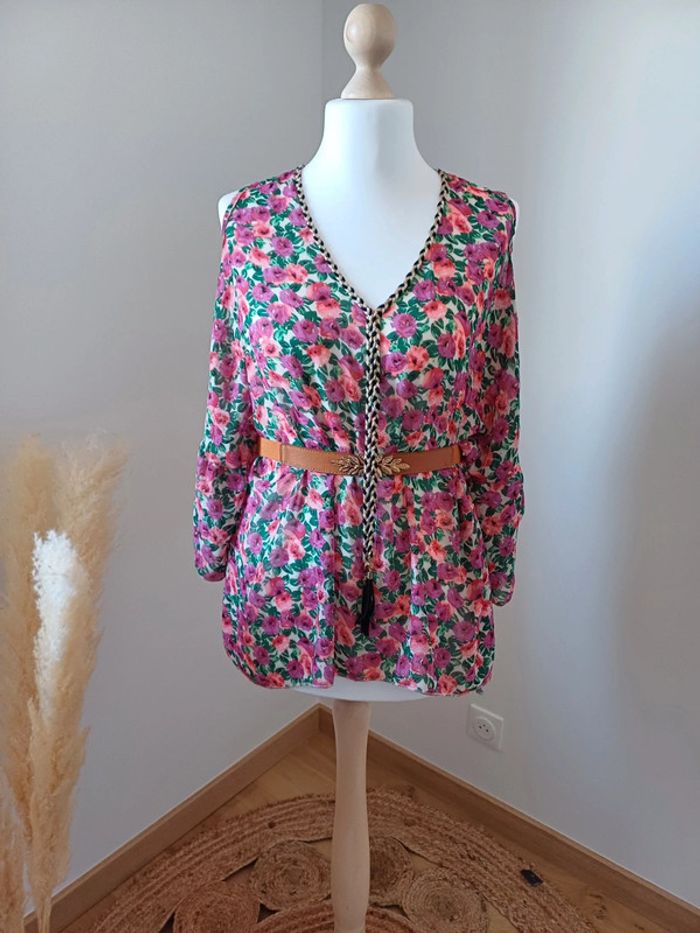 Blouse Fleurie transparente taille L 40