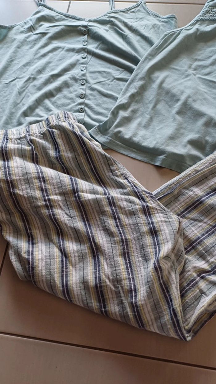 Pyjama d'été 3 pièces taille L - photo numéro 2