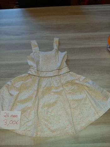 Robe 24mois