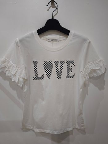 T-shirt blanc "LOVE" damier Manches dentelle
anglaise
