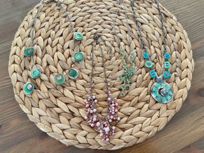 Lot colliers fantaisie