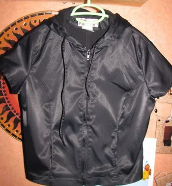 veste zippée a capluche