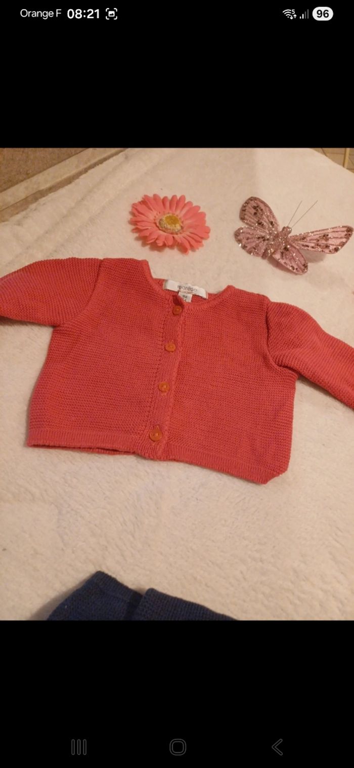 Lot de 2 gilets bébé taille 1 mois - photo numéro 3