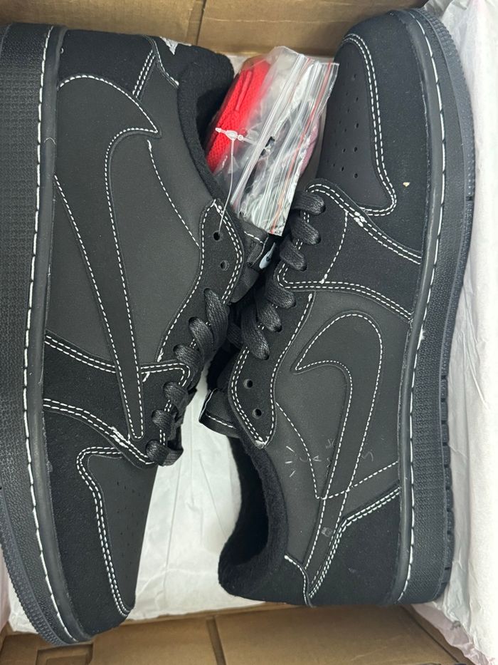 Travis Scott x Air Jordan 1 Low OG SP ‘Black Phantom’ Unfading Sneake
