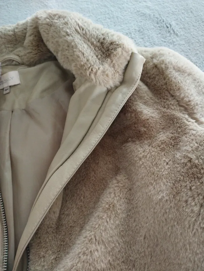 Veste Only en fourrure beige 14ans kids - photo numéro 6
