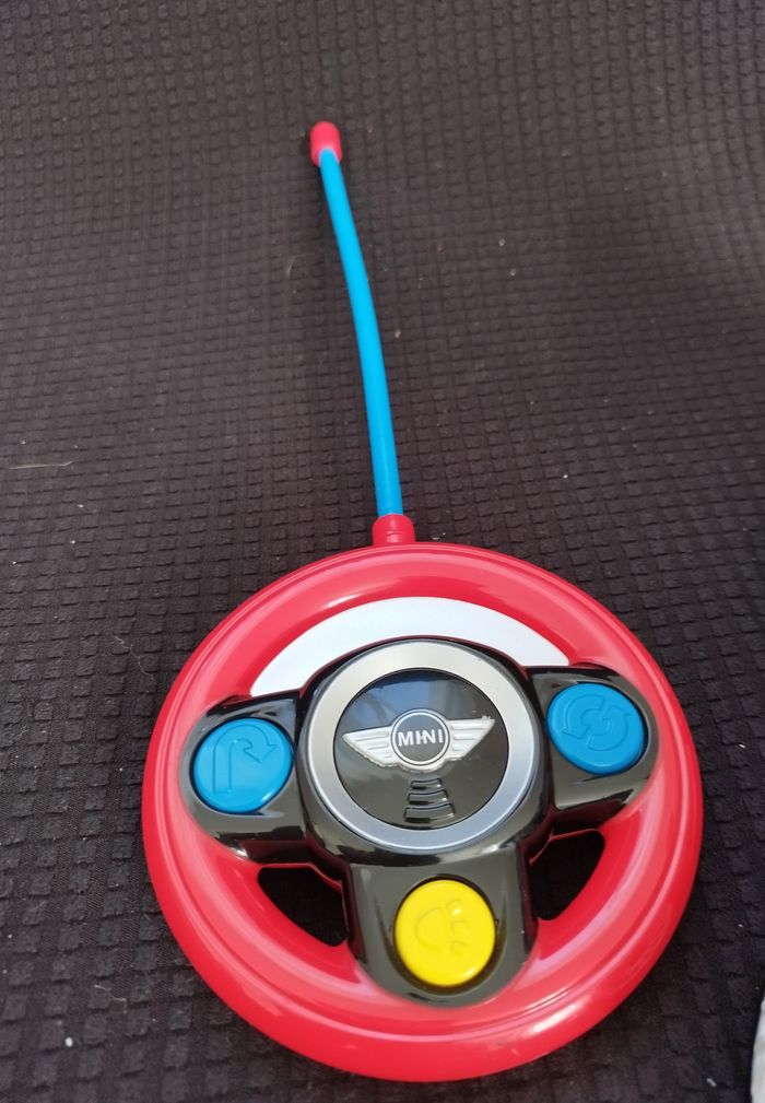 Voiture télécommandée jouet rouge blanc – Modèle Mini - photo numéro 3