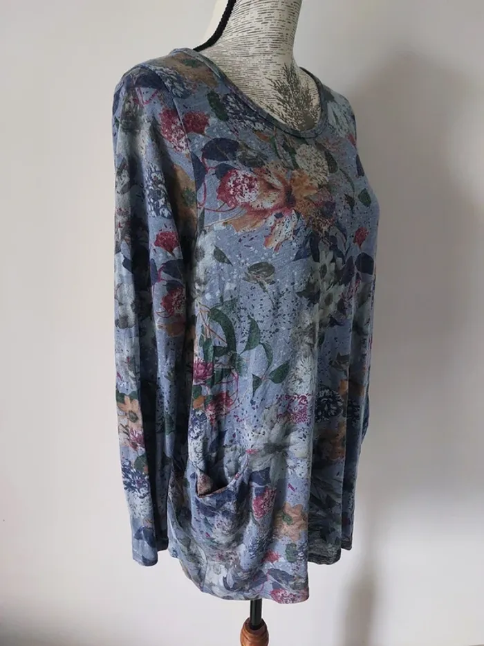 Haut fantaisie bleu - photo numéro 3