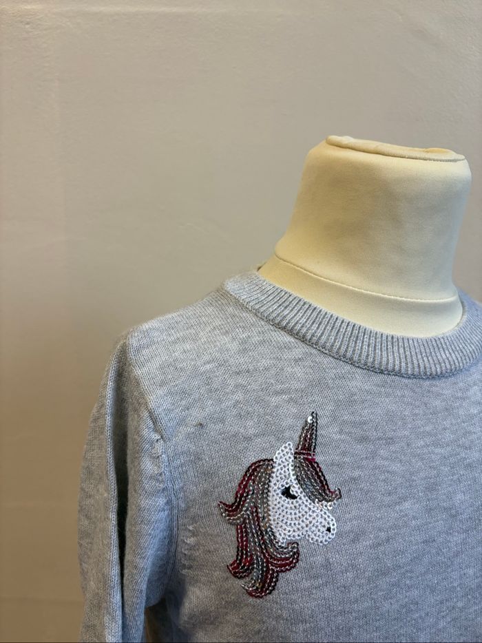 Pull fille taille 122 - photo numéro 3