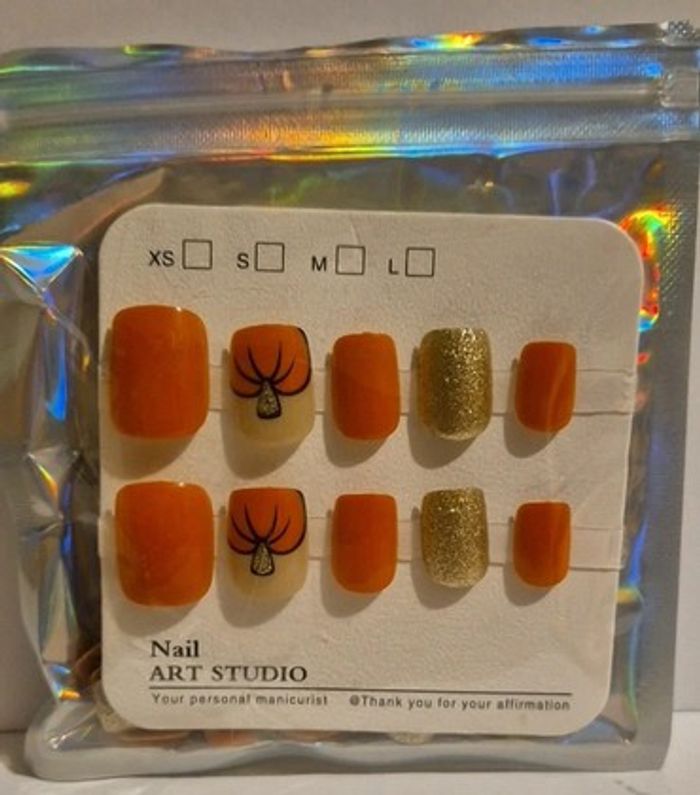 🕷️ Faux ongles Halloween “Citrouilles & Araignée Dorée” – 24 pièces pour un look ensorcelant 🎃 - photo numéro 3