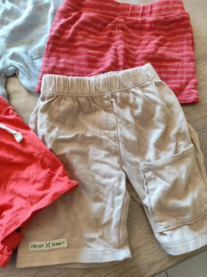 Lot de 4 shorts 9 mois - photo numéro 3