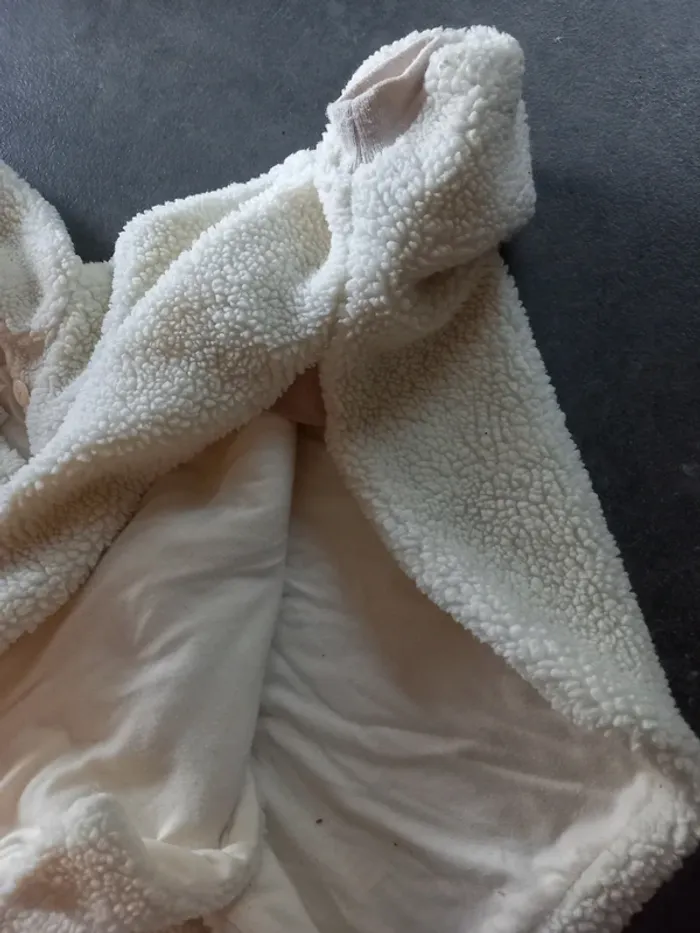 Veste cape chaude 3 ans - photo numéro 4
