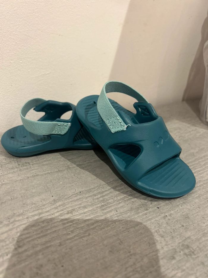 Chaussure sandales piscine - photo numéro 3