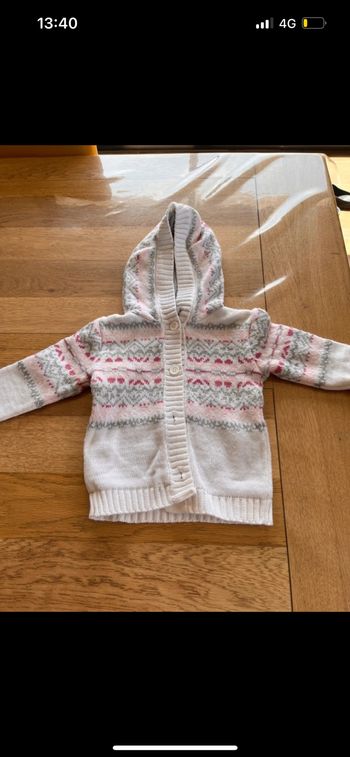 Vêtements fille hiver taille 6 mois