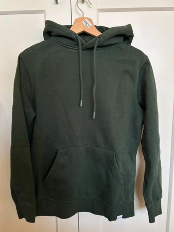 578 – sweat à capuche et cordons vert sapin Pull & Bear