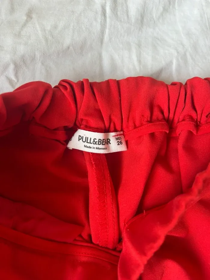 Pantalon rouge - photo numéro 2