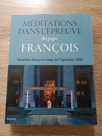 Méditations dans l'épreuve du pape François 🪅