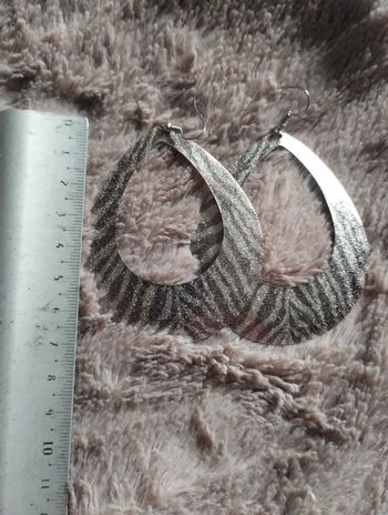 Boucles d'oreilles pendantes zèbre