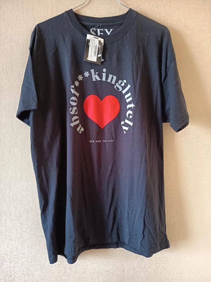 Tee-shirt marque sex and the city. (934)