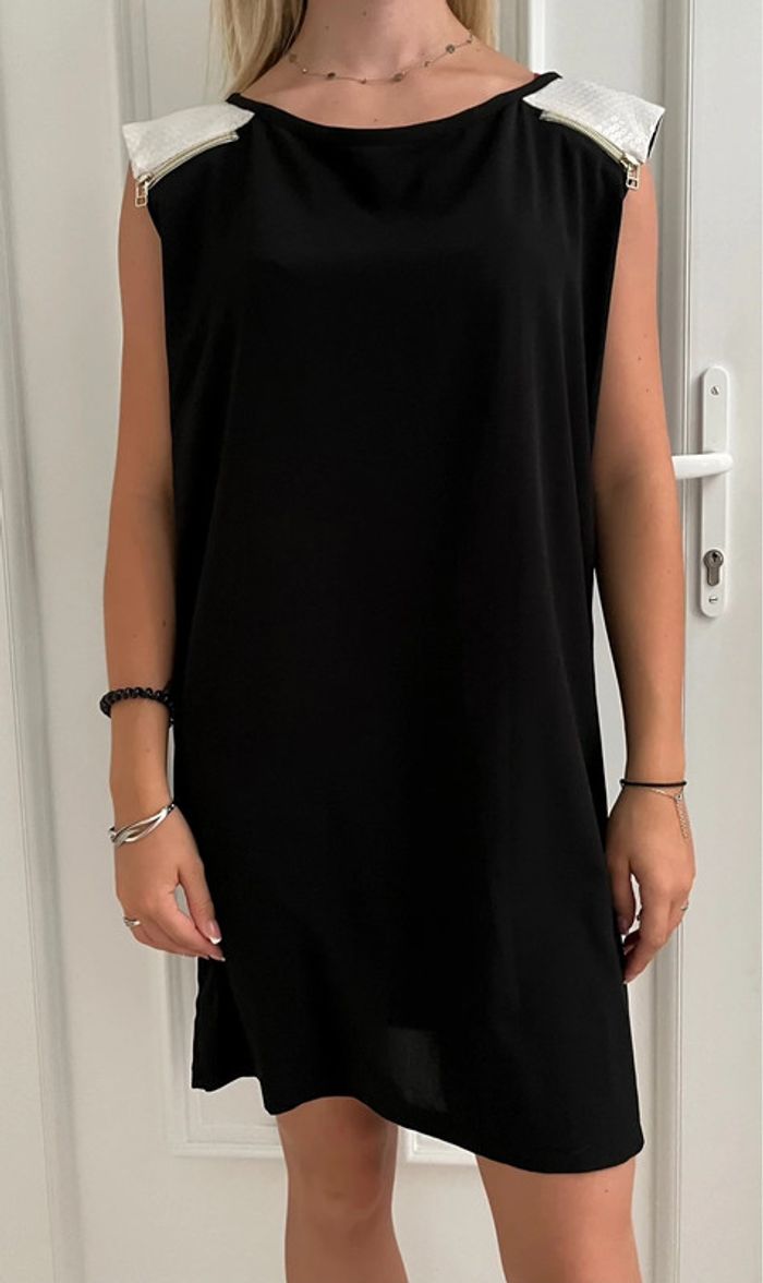 Robe Cop Copine
