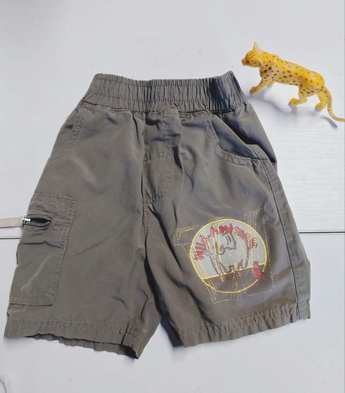 Lot shorts 2ans - photo numéro 2