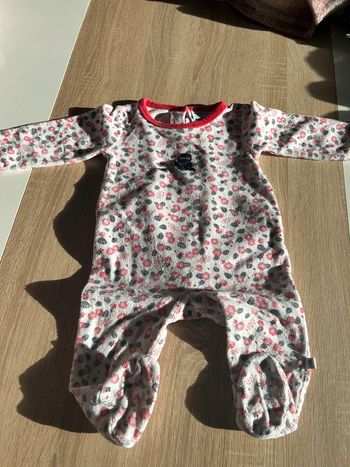 Pyjama une pièce fille 6 mois