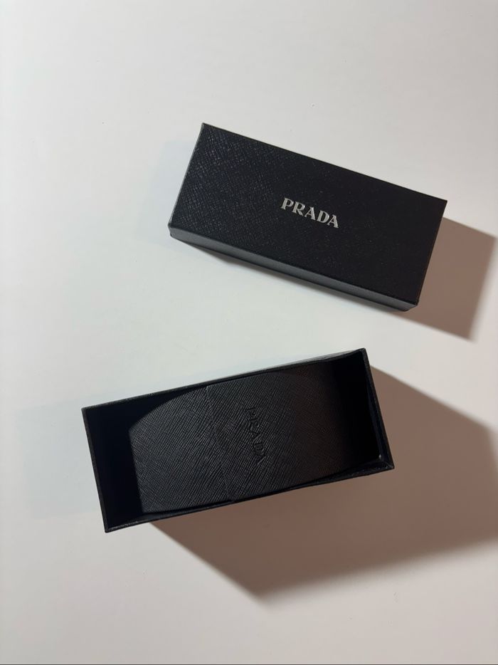 Lunettes Prada noir neuf avec la boîte - photo numéro 8