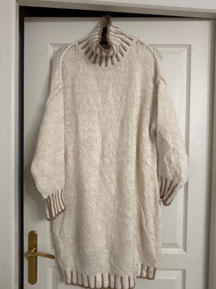 Robe pull manches ballons col cheminé