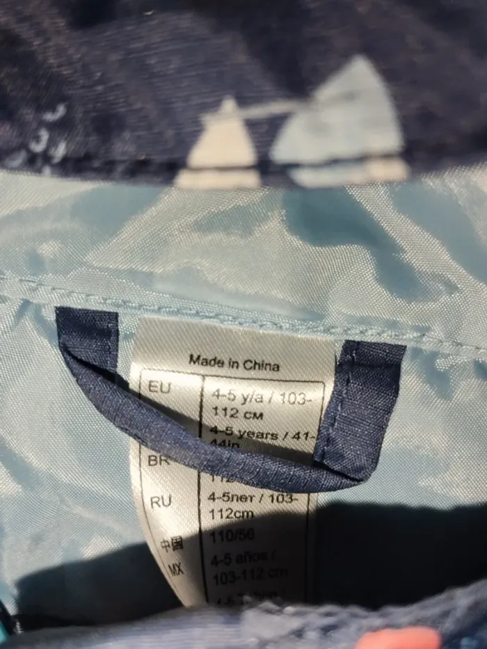 Veste pluie 4/5ans - photo numéro 2