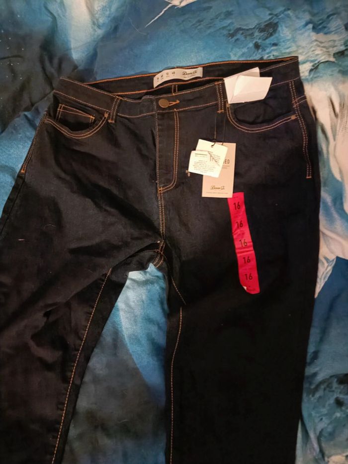 Jeans neuf femme taille 46