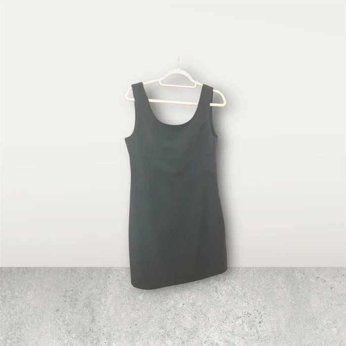 Robe noir courte