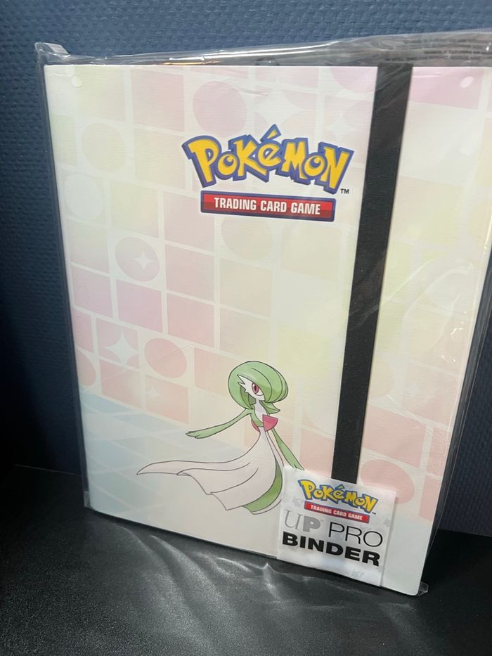 Classeur Pro binder Gardevoir Ultra Pro - photo numéro 2