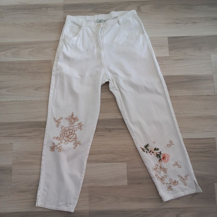 Ensemble 2 pièces veste sans manches + pantalon jean imprimé blanc Jacqueline Riu taille S - photo numéro 6
