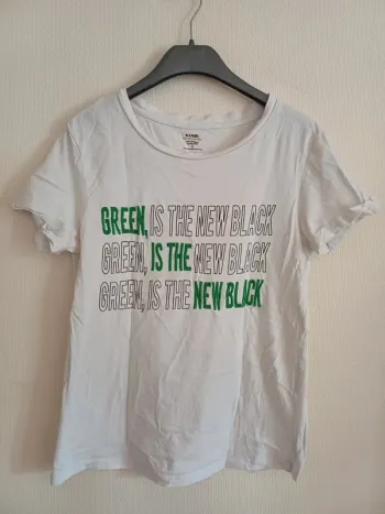 Tee-shirt s
