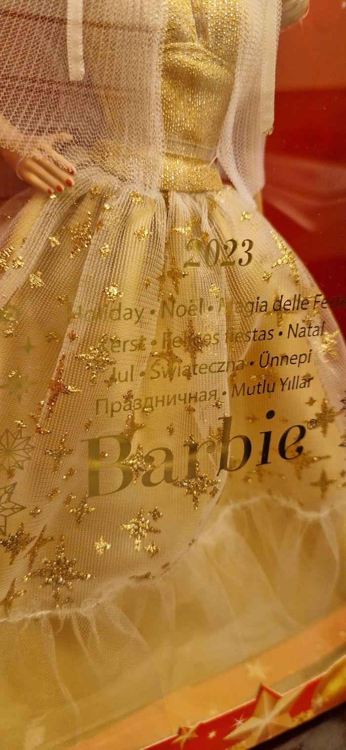 Barbie de Noël collector - photo numéro 10