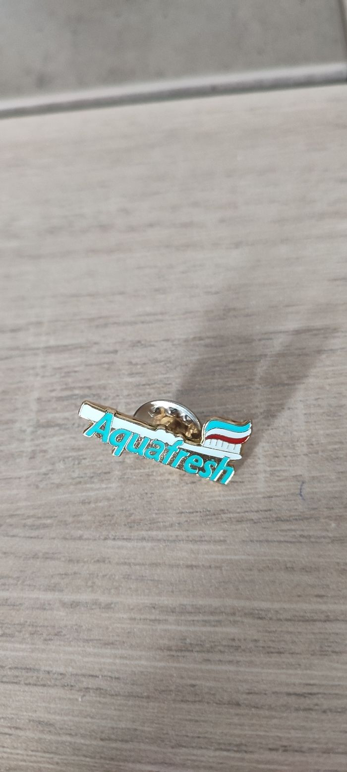 Pin's Aquafresh